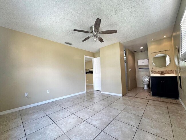 2143 St Marteen Ct in Kissimmee, FL - Building Photo - Building Photo