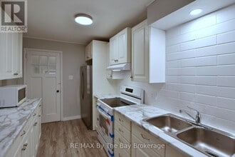 23 Seventh St in Collingwood, ON - Building Photo - Building Photo