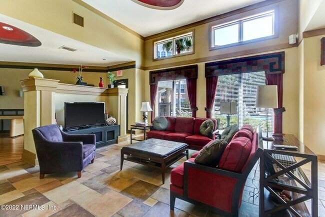 10435 Midtown Pky in Jacksonville, FL - Foto de edificio - Building Photo