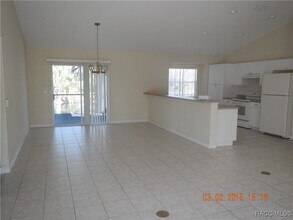 5167 S Mystic Point in Homosassa, FL - Building Photo - Building Photo