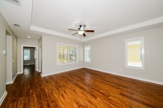 11826 Forest Park Cir in Bradenton, FL - Building Photo - Building Photo