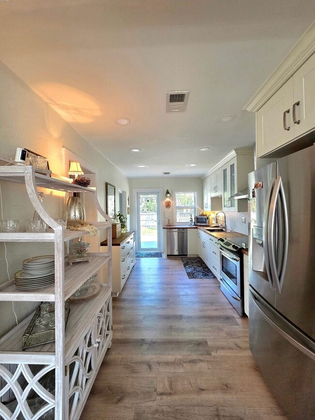 property at 141 40th Ave NE