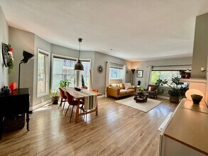 1343 N Wahsatch Ave in Colorado Springs, CO - Building Photo - Building Photo