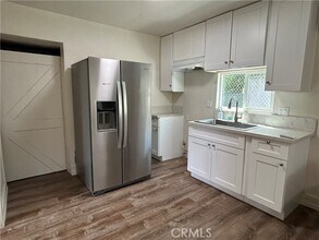 1253 W Victoria St in San Bernardino, CA - Building Photo - Building Photo