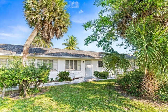 211 Sunrise Ave in Lantana, FL - Building Photo - Building Photo