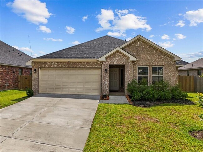 4302 Fenwick Rd in Texas City, TX - Building Photo - Building Photo