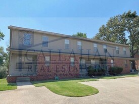 321 Club Rd in Sherwood, AR - Building Photo