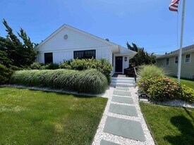 8102 Marshall Ave in Margate City, NJ - Building Photo