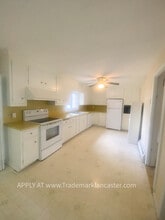 332 W High St in Manheim, PA - Building Photo - Building Photo