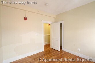 77 Hancock St in Cambridge, MA - Building Photo - Building Photo