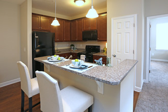 Alexander Pointe Apartments in Mebane, NC - Building Photo - Building Photo