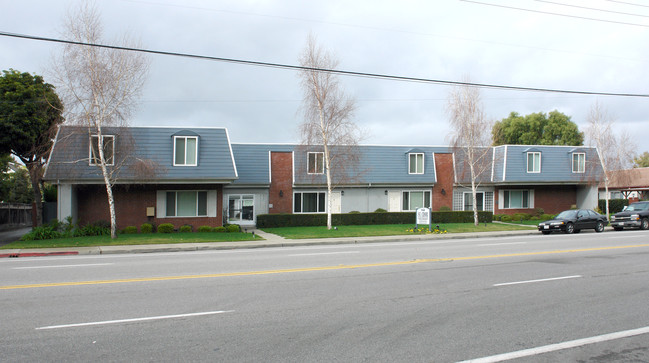 St. Croix Townhomes in Mountain View, CA - Building Photo - Building Photo