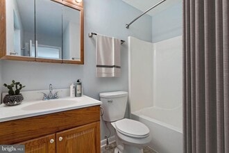 430 Cedar Creek Dr in Harpers Ferry, WV - Building Photo - Building Photo