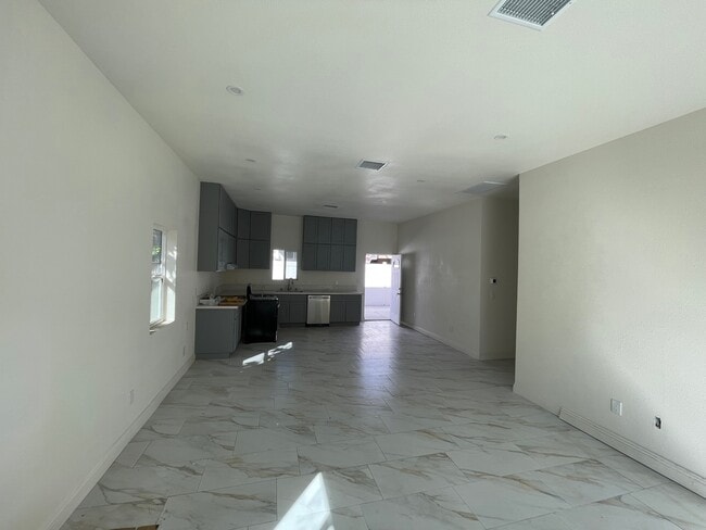 11954 Redbank St in Los Angeles, CA - Building Photo - Building Photo