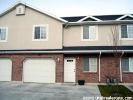 377 E Newsome Park Ln in South Salt Lake, UT - Building Photo