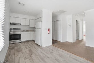 109 Quarry Rd in Hamburg, NJ - Building Photo - Building Photo