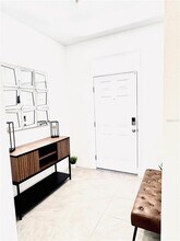 445 Mangrove Shade Cir in Apollo Beach, FL - Building Photo - Building Photo