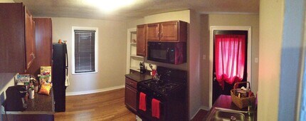 986 E Warrington Ave in Pittsburgh, PA - Building Photo - Building Photo