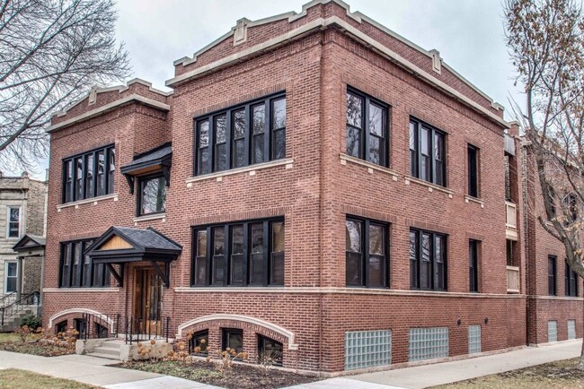 property at 2501 N Richmond St