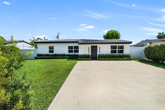 property at 18361 NE 20th Pl