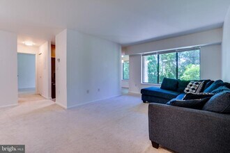 9552 Cannoneer Ct in Manassas, VA - Building Photo - Building Photo