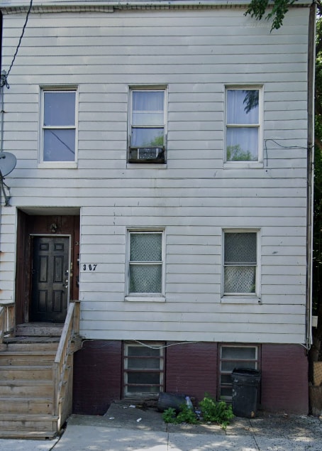 property at 307 Orange St