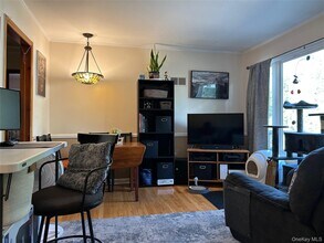 102 Overocker Rd in Arlington, NY - Building Photo - Building Photo