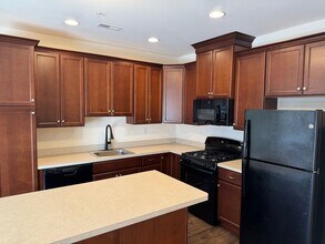 35 N Mitchell Ave in Lansdale, PA - Foto de edificio - Building Photo