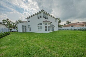 5371 SW 32nd Terrace in Fort Lauderdale, FL - Building Photo - Building Photo