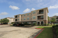 Heritage Estates in Houston, TX - Foto de edificio - Building Photo