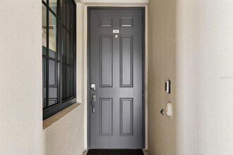 17520 Gawthrop Dr, Unit 401 in Bradenton, FL - Building Photo - Building Photo