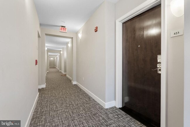 1418 N Rhodes St in Arlington, VA - Building Photo - Building Photo