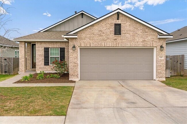 124 Winding Hollow Ln in Georgetown, TX - Building Photo - Building Photo