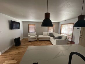 720 Oakwood Ave in Vallejo, CA - Building Photo - Building Photo