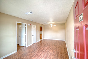 Crystal Creek Park - Senior Living in Port Arthur, TX - Building Photo