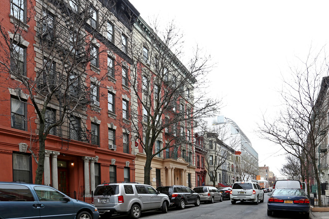 519 W 152nd St in New York, NY - Foto de edificio - Building Photo