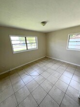 37312 Lock St in Dade City, FL - Building Photo - Building Photo
