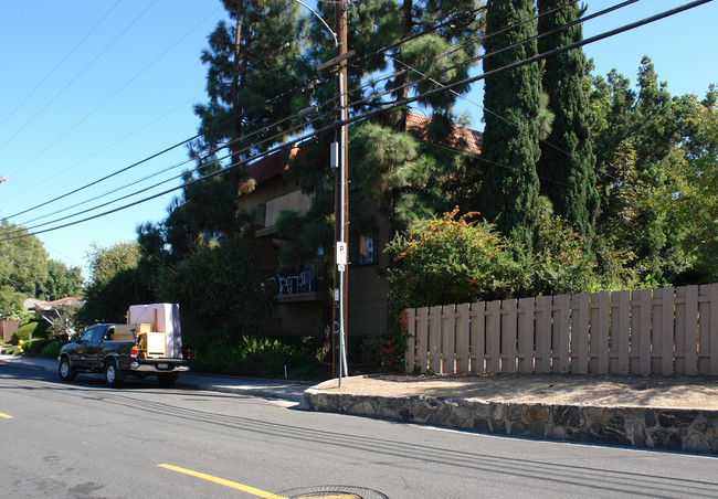 Beatrice Snodgrass Terrace in La Mesa, CA - Building Photo - Building Photo