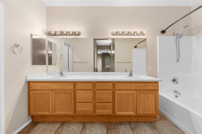 property at 3251 Dehesa Rd