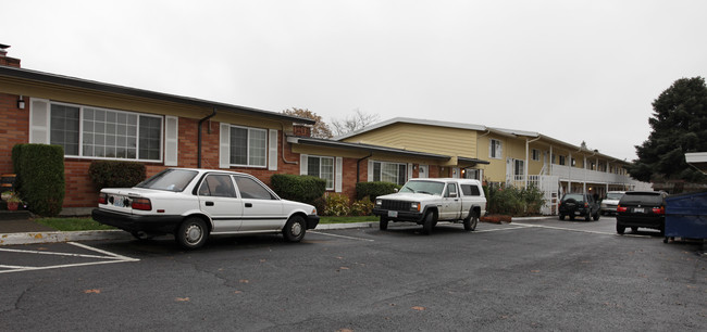 Gaiser Court in Vancouver, WA - Building Photo - Building Photo