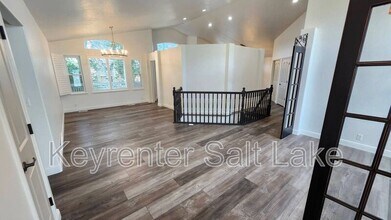 697 Krista Ct in Salt Lake City, UT - Building Photo - Building Photo