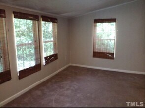 604 Maple Ln in Raleigh, NC - Building Photo - Building Photo