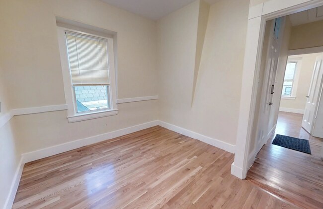 413 Washington St, Unit 3 in Cambridge, MA - Building Photo - Building Photo