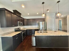 5173 Lexington Crk Dr in Tallahassee, FL - Building Photo - Building Photo