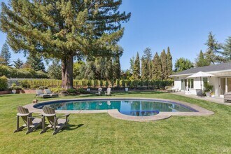 760 Zinfandel Ln in St Helena, CA - Building Photo - Building Photo