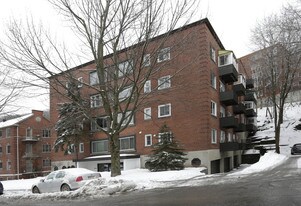 3380 Ridgewood in Montréal, QC - Building Photo