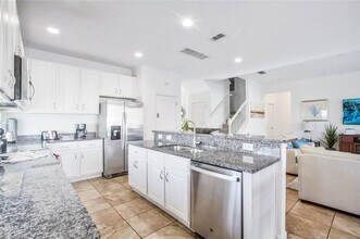 4164 Oak Tree Dr in Davenport, FL - Building Photo - Building Photo