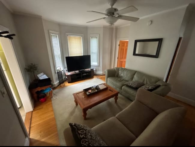 34 Rockingham St in Cambridge, MA - Building Photo - Building Photo