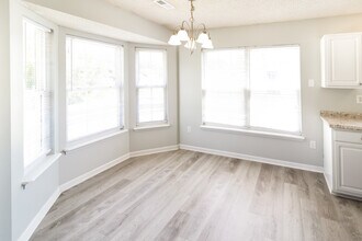 1358 Belle Grove Cir in Hanahan, SC - Building Photo - Building Photo