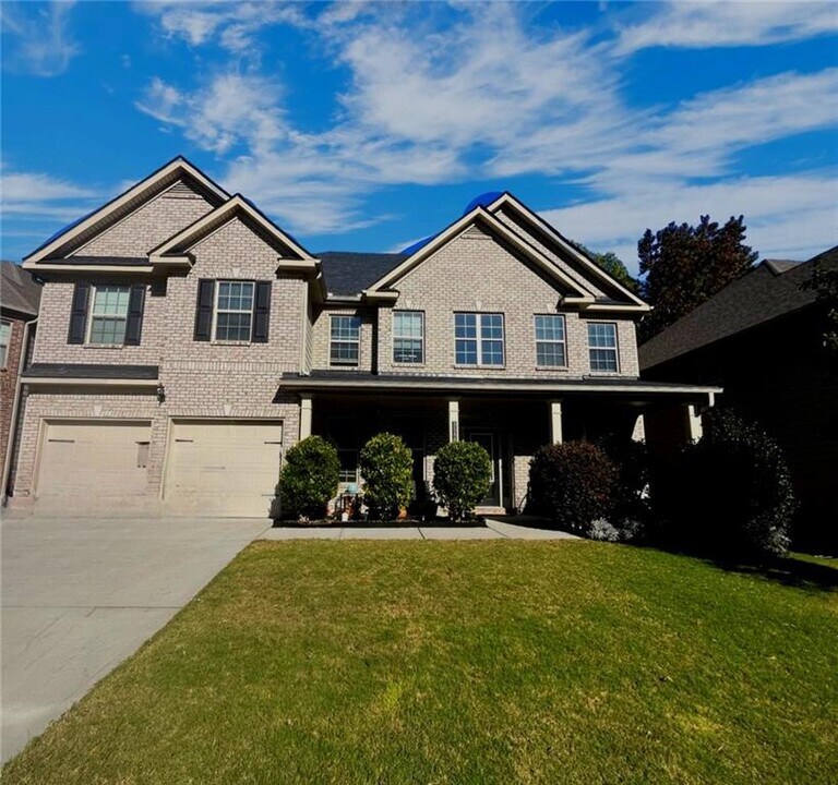 3588 Woodshade Dr in Loganville, GA - Building Photo